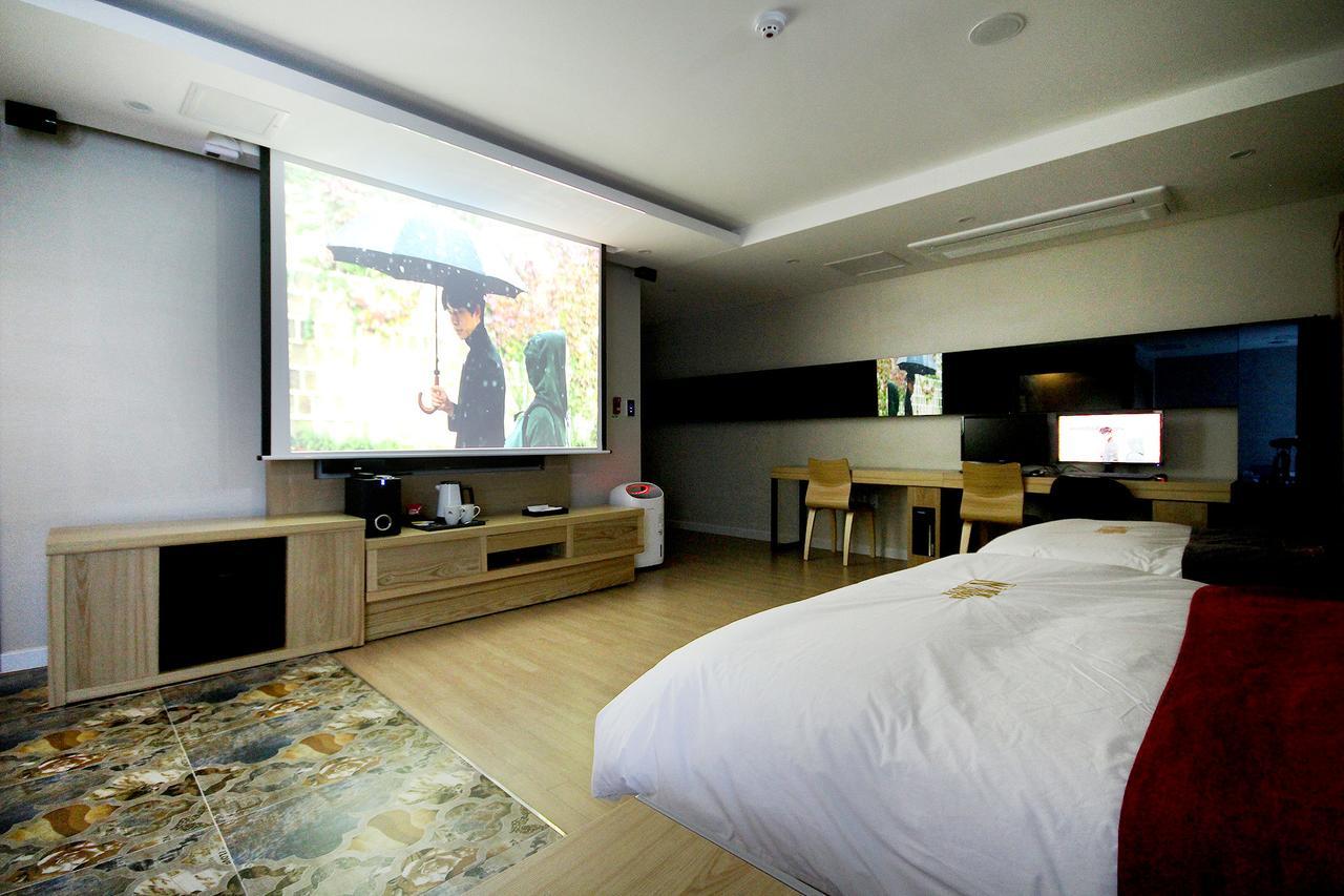 No.1 New Yorker Hotel Jinju Extérieur photo